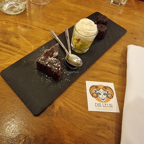 Chocolate cake and Canelés at Dis Leur in Bordeaux