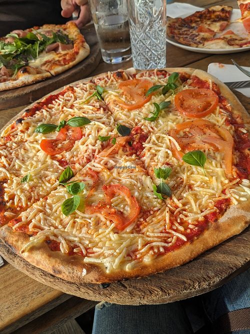 Vegan margarita pizza at Charlotte's Kitchen in Paihia