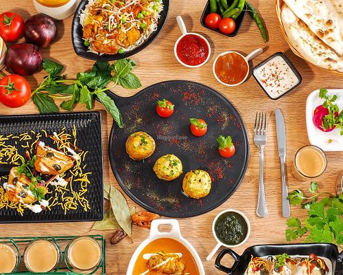 Namaste!
We welcome you to a truly divine destination. At Atithi Indian Restaurant you will enjoy the wide variety of mouth-watering Indian cuisine.
 at Saffron Mantra Indian in Carvoeiro