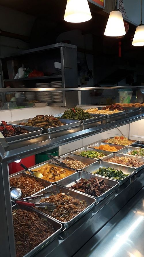 Wide Buffet spread. Photo by Yue Zhai Xuan at Yue Zhai Xuan 月斋轩 in West Singapore