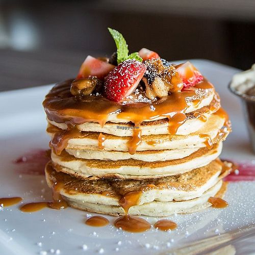 Vegan pancakes at Origin Palmanova in Mallorca