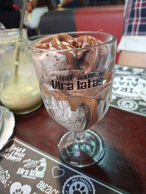  at Vira Latas in Guarulhos