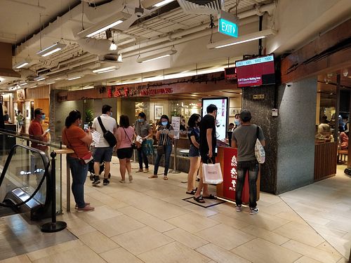 Restaurant entrance at Din Tai Fung 鼎泰豐 - Orchard Paragon in Central Singapore
