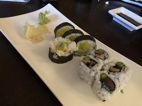Vegetable roll & asparagus shiitake  at SUMO in Rochester
