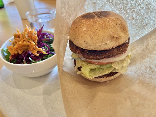 Regular burger with salad #Veganuary at NICE in Fukuoka