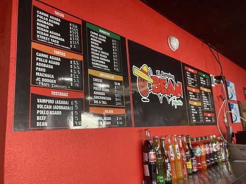 Menú at El Jumping Bean Taqueria in Brawley
