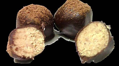 Dr. Vie Superfoods healthy vegan gluten-free delicious truffles with coconut maca soft centres. Dessert, or immune boost to pick you up and fill you up. Order online or at store. at Dr. Vie SuperFoods in Durban