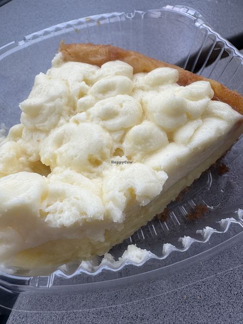 Lemon pie  at A Peace of Soul in Columbia