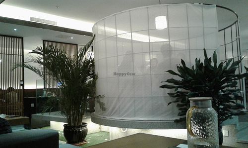 A range of dining spaces available. at Sù Xiāng Gé 素湘阁 in Shenyang