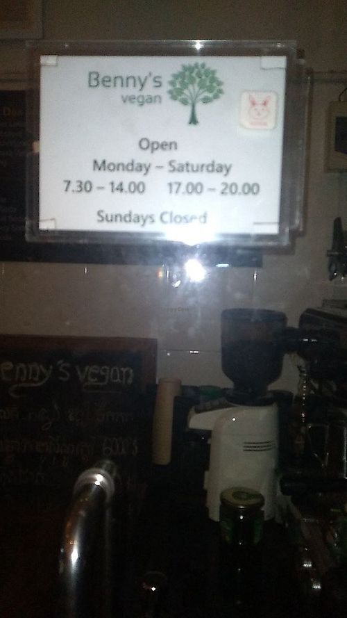 Opening Hours at Benny's Vegan in Battambang