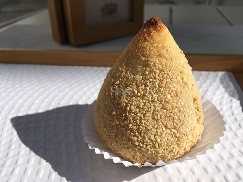 Coxinha de jaca  at BEIJU HEALTHY FUN FOOD in Cascais