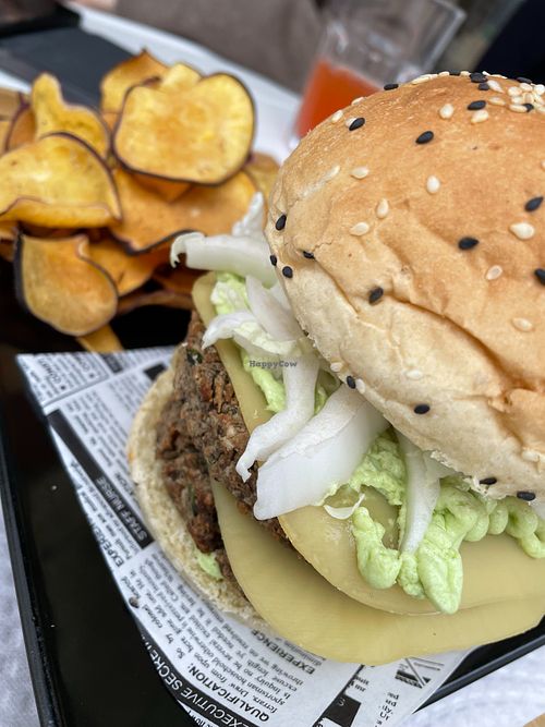 The house burger at BEIJU HEALTHY FUN FOOD in Cascais