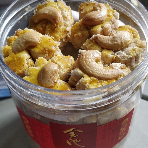 Nonya cashew nut cookie (contains eggs) at Kim Tee 金池 - Chinatown in Central Singapore
