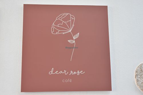 Name plate at Dear Rose Cafe in Ericeira