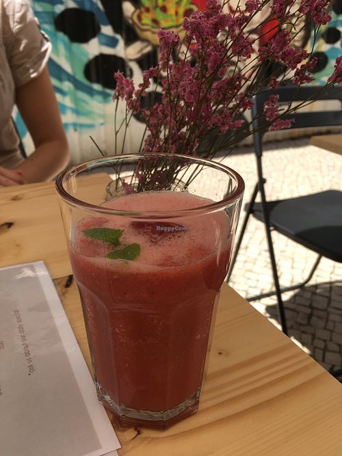 Watermelon, strawberry and ginger juice at Dear Rose Cafe in Ericeira