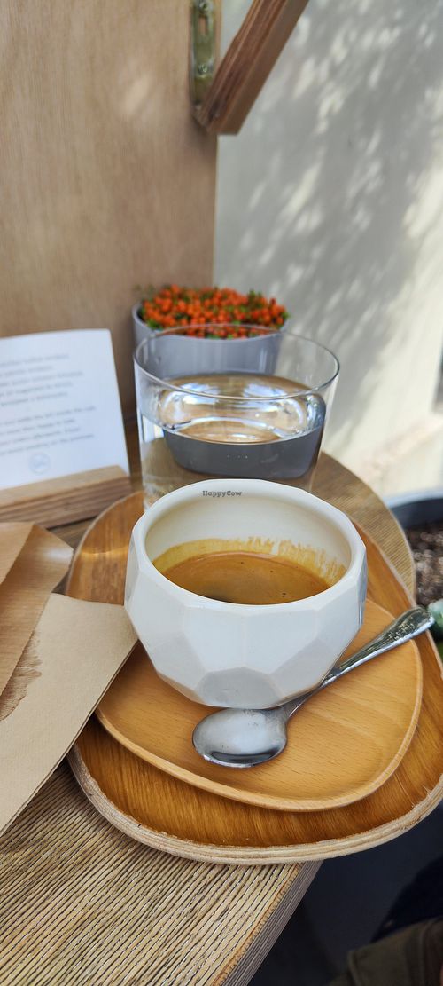 Specialty coffee at 4minutes Cafe in Budapest