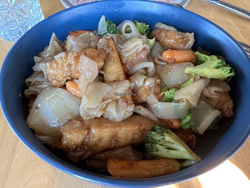 Jay Pad See Ew with soy nuggets  at Lots of Eats in North Andover