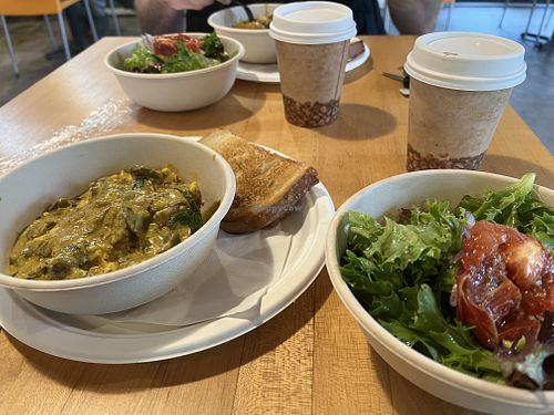 Coconut tofu curry hash. With side salad   at Hash in Stone Ridge