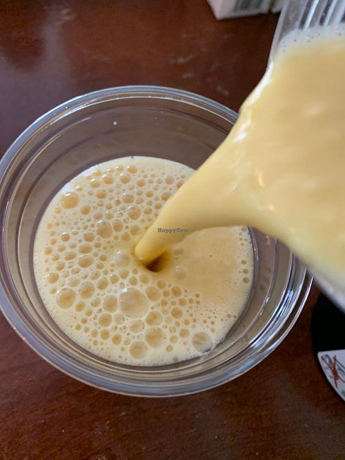 Dreamcicle 

Oranges, organic vanilla, pure Vermont maple syrup, organic hemp hearts and organic almond milk! at Aurora's in Chester