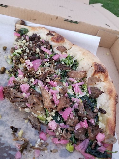 Silence of clams at The King's Feet in Berkeley