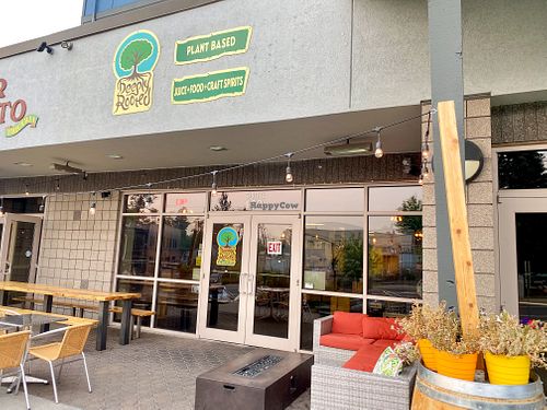 Exterior  at Deeply Rooted in Bend