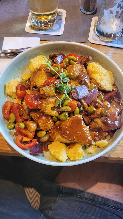 Mittlerweile wirklich mehr vegane Optionen. Die Karte hat sich ebenfalls positiv verbessert und es is einfach einzusehen, welches Gericht, Vegan, vegetarisch, glutenfrei etc ist :) at Krone in Immenstadt