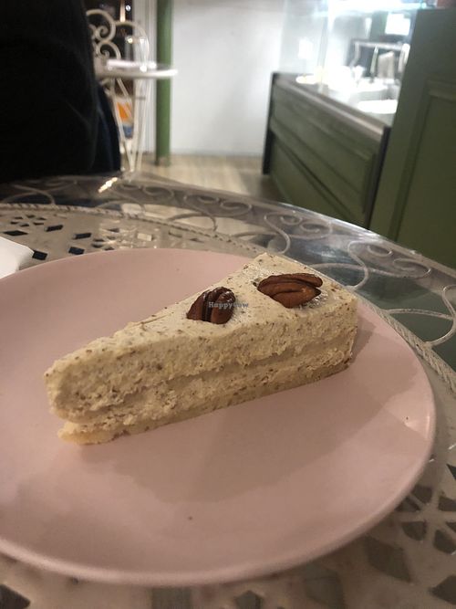 Pecan vanilla pie   at Maison Sukoon in Paris