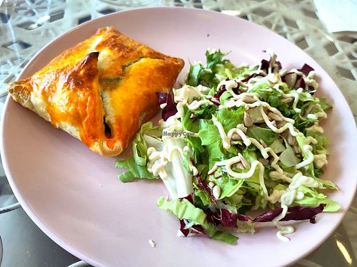 Spinach and dried tomato feuilleté at Maison Sukoon in Paris