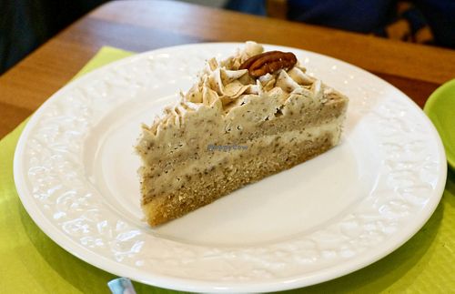 Cake at Maison Sukoon in Paris