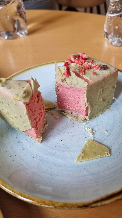 Pistachio cheesecake inside at Moltto Coffee in Riga