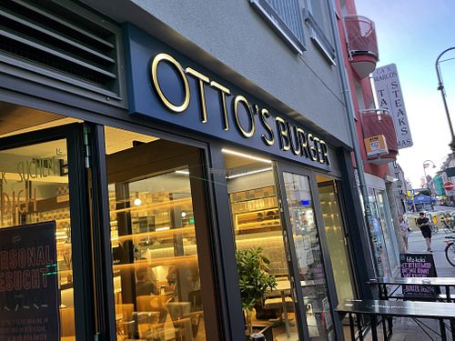 store front at Otto's Burger in Cologne