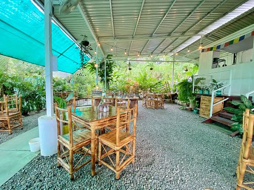 The restaurant (open air)   at Indómitos Café & Bar in Uvita