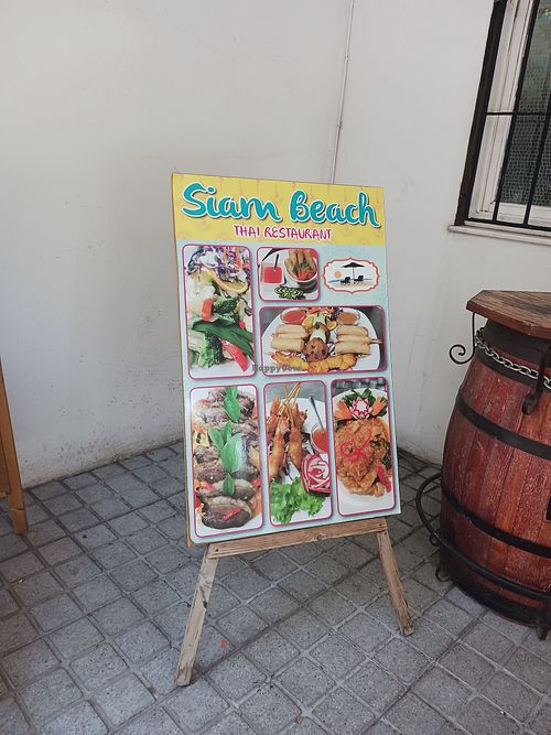 Vegan options are available,  although not well advertised. at Siam Beach in Altea