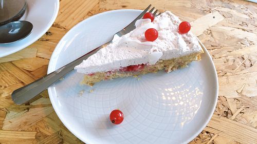 Ribisl-hazelnut-cake at NUZ in Linz