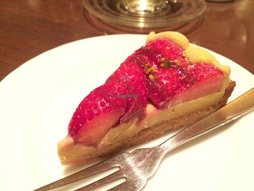 Strawberry tart at Green Italian TORCIA - Shinjuku in Tokyo