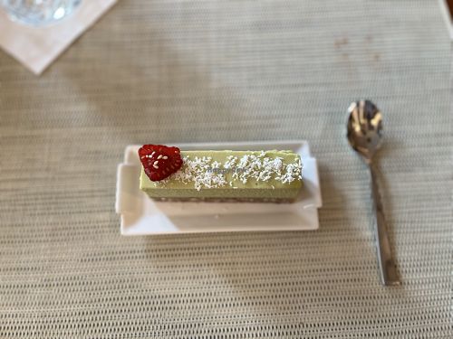 avocado cheesecake  at Yogi Booster in Lausanne