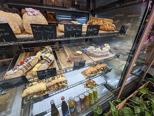 Yes please at Tart Bakery - Queen St in Auckland