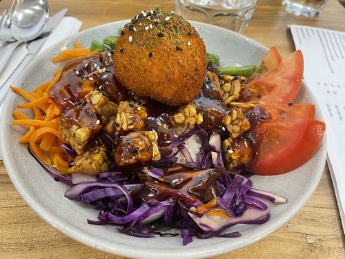 Hedgehog mushroom teriyaki tempeh bowl😄  at The Park by Years in Kowloon
