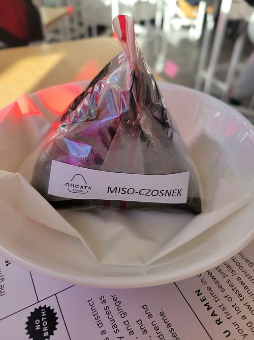 Miso-Czosnek Onigiri at Vegan Ramen Shop - Jana Pawla in Warsaw