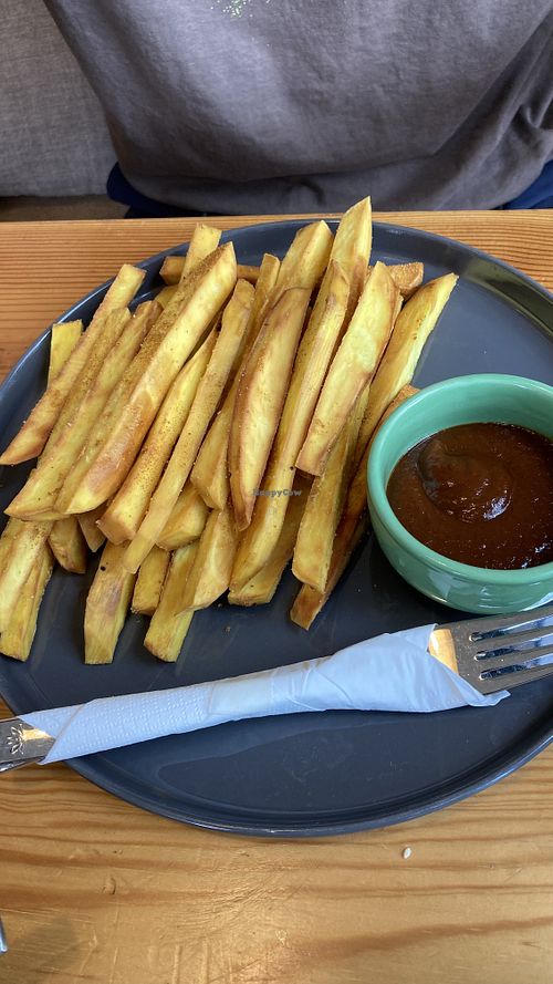 Huge portion of sweet potato fries  at iVegan Supershop Westlake Hanoi - Healthy Plant Based Cafe in Hanoi