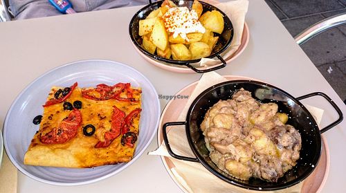 Bravas con ajonesa, focaccia y gnocchi con setas y nueces. at Sweet Marine in Valencia