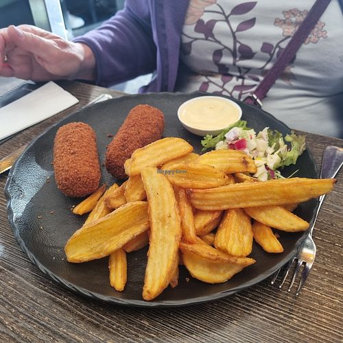 Vegan kroketten with fries at De Gasterij in Gorinchem