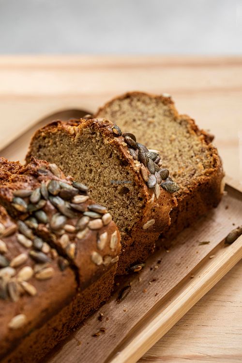 Our banana bread with whole and organic ingredients at NEØ Coffee House in Barcelona