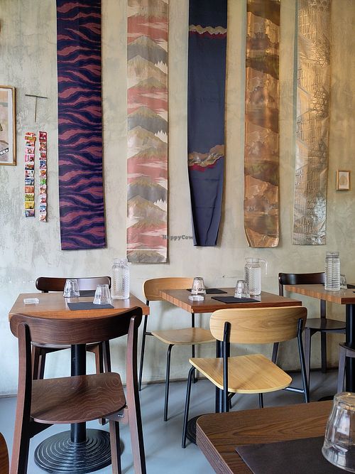 Eat-in space at Mori Cafe in Paris