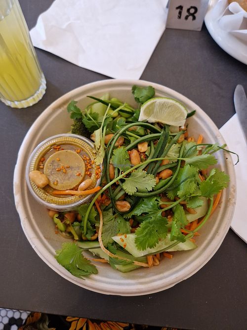 Lunch noodle salad at À la Lo in Stockholm