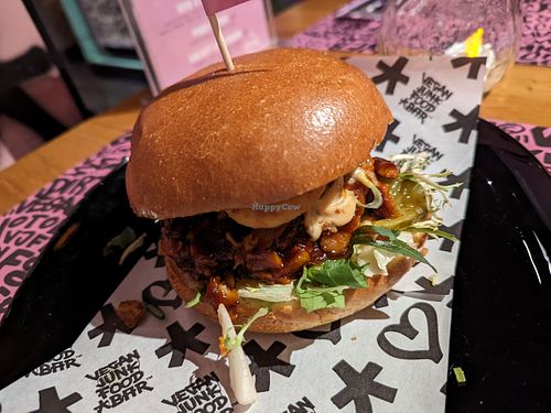 BBQ-ribs burger at Vegan Junk Food Bar - El Born in Barcelona