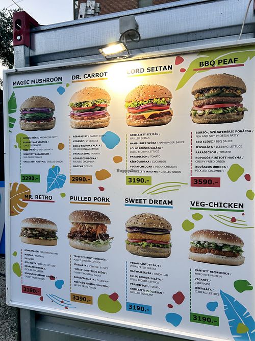 burger menu  at Las Vegan's - Miamor Rómaim in Budapest