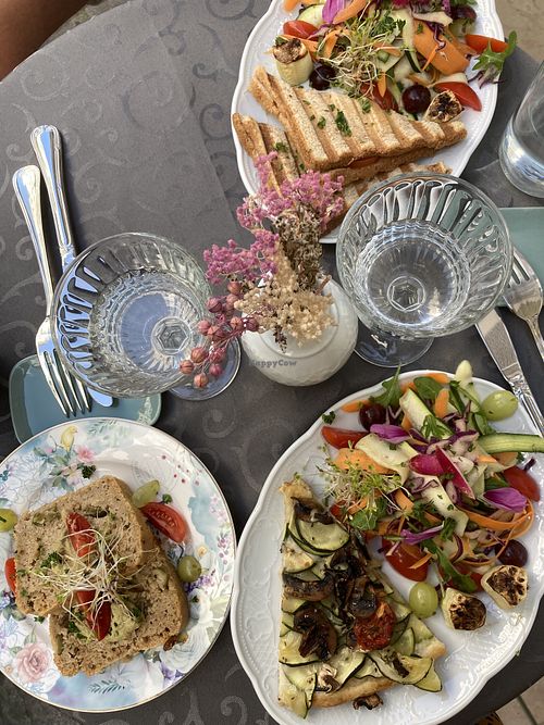 Great Lunch at Un Piano dans la Théière in La Rochelle