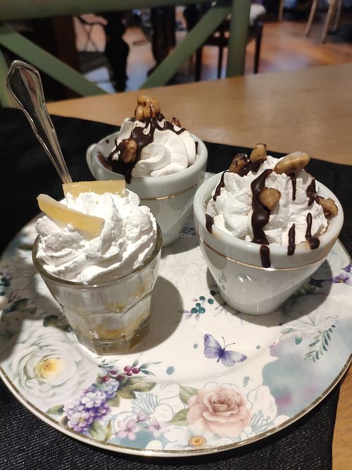 Trio of cakes at Un Piano dans la Théière in La Rochelle
