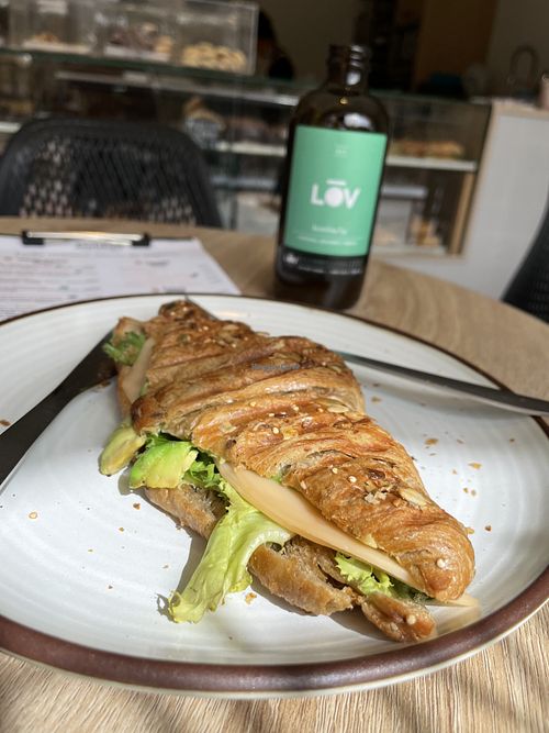 “Turkey” chest avocado 🥐  and kombucha  at Debby's Good Veggie Food in Barcelona